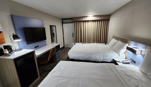 Habitación Deluxe doble, 2 camas dobles, no fumadores, frigorífico y microondas