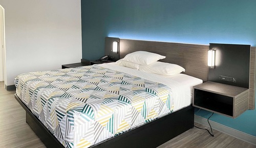 Habitación estándar, 1 cama de matrimonio grande, no fumadores, frigorífico y microondas