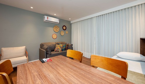 Suite, 1 cama de matrimonio, no fumadores, bañera de hidromasaje (with Sofabed)