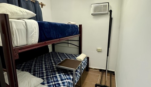 Habitación básica, baño compartido