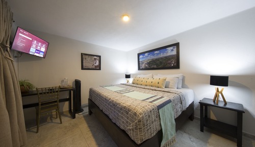Suite Signature