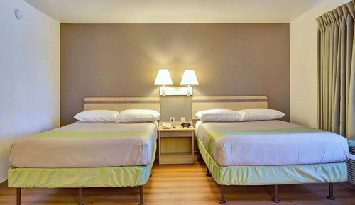 Habitación estándar, 2 camas dobles, no fumadores, cocina básica