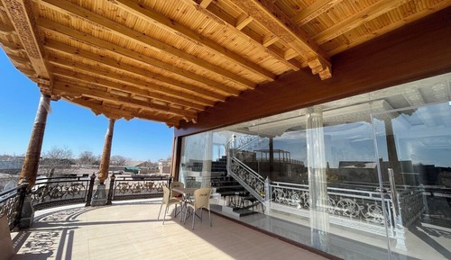 Habitación Confort con 1 cama doble o 2 individuales