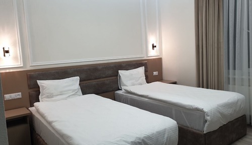 Habitación estándar con 1 cama doble o 2 individuales