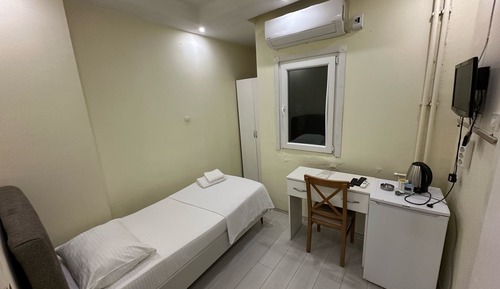 Basic Single Room