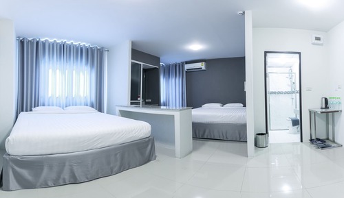 Habitación familiar, balcón