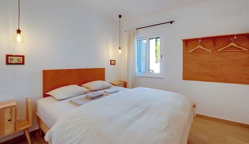 Casa tradicional, 1 cama de matrimonio