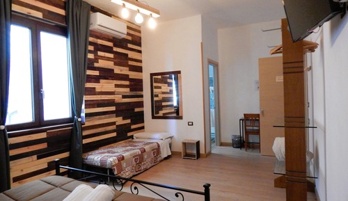 Habitación triple de diseño