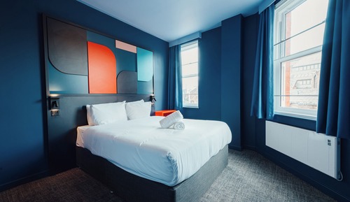 Private Ensuite Double Room