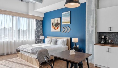 Suite estudio Confort, 1 cama de matrimonio grande, accesible para personas con discapacidad