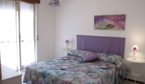 Apartamento, 1 habitación, balcón, vistas al jardín