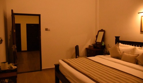 Habitación Deluxe con 1 cama doble o 2 individuales, 1 cama de matrimonio grande