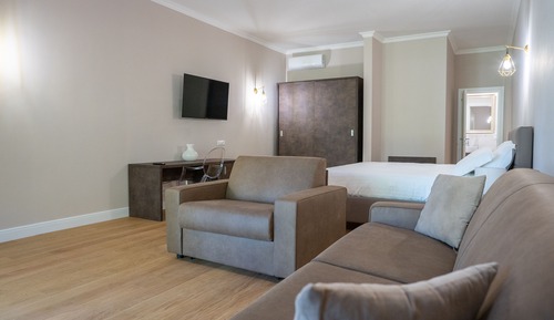 Habitación familiar, vistas al jardín