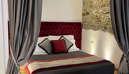 Suite romántica, 1 cama de matrimonio grande, no fumadores, vistas a la ciudad