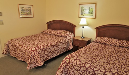 Habitación tradicional, varias camas