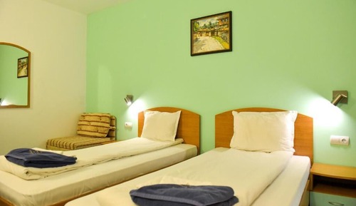 Habitación estándar con 2 camas individuales
