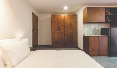 Estudio, balcón