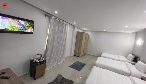 Habitación triple familiar, 3 habitaciones, vistas a la colina