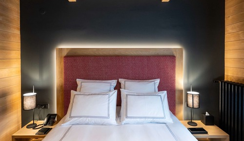Swiss, Suite