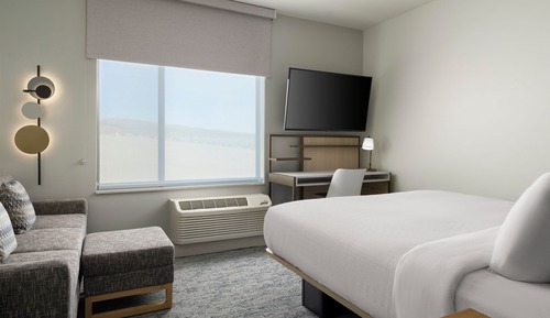 Suite, 1 habitación, no fumadores (Mobility Accessible, Roll-in Shower)