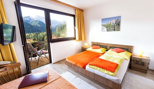 Habitación individual, 1 cama individual, balcón, vistas a la montaña