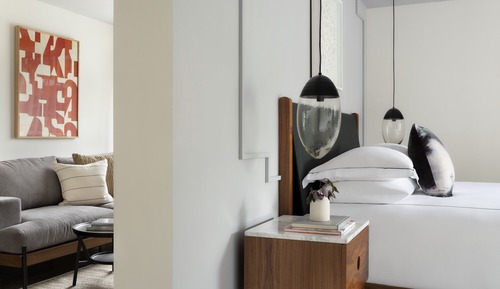 Suite estudio, en esquina
