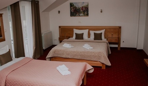 Habitación familiar, balcón