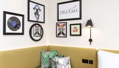 Habitación con Cama Queen-Accesible para Personas con Discapacidades