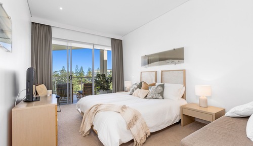 Suite, 2 Bedrooms, Jetted Tub, Park View