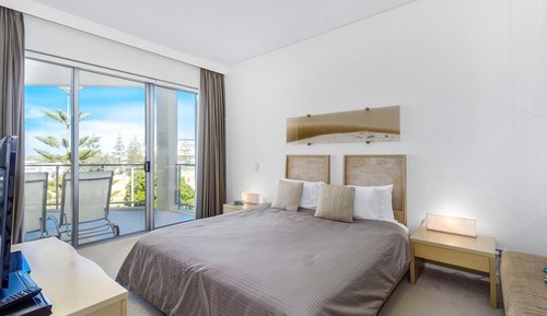 Suite, 3 Bedrooms, Jetted Tub, Park View