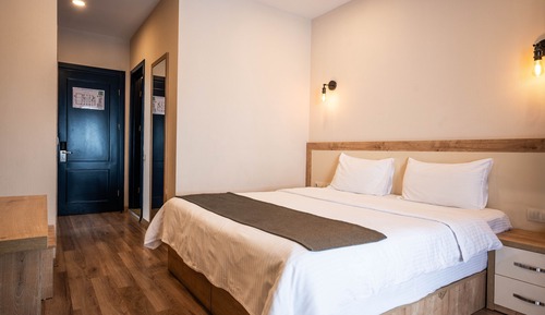 Habitación estándar con 1 cama doble o 2 individuales