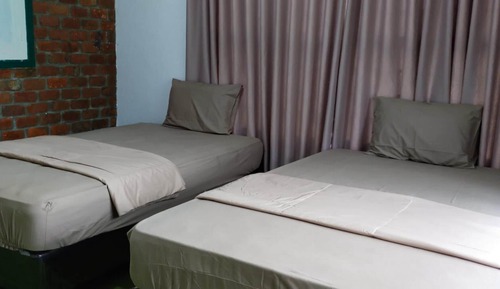Habitación estándar con 2 camas individuales