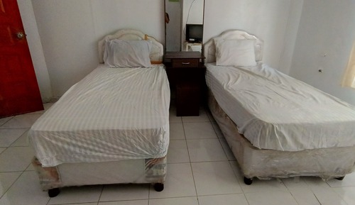 Habitación estándar con 2 camas individuales
