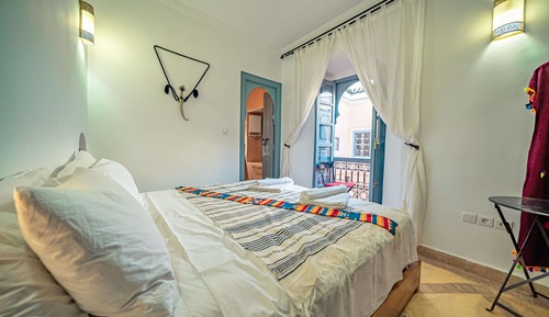 Habitación Confort con 1 cama doble o 2 individuales, 1 cama de matrimonio grande