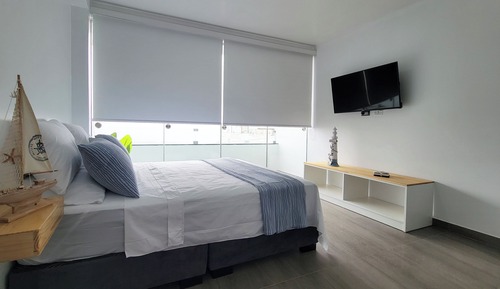 Suite superior, balcón, vistas a la playa