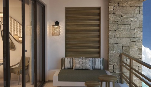 Preferred Club Junior Suite Ocean Front King