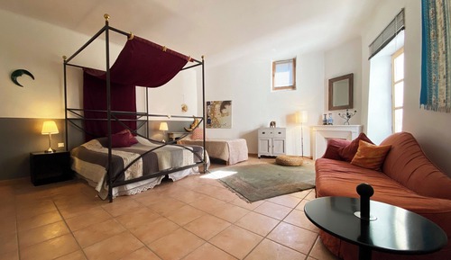 Habitación cuádruple estándar