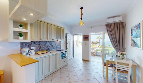 Aneria Suite 6
