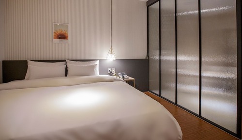Room (Standard A Non-Smoking (breakfast pro)