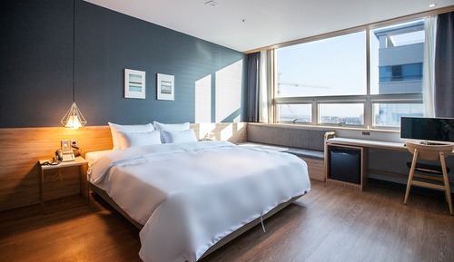 Room (Standard B (breakfast provided free v)