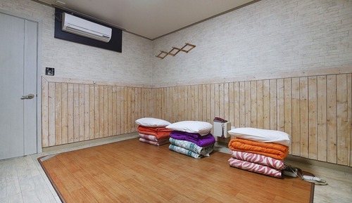 Room (On-dol)