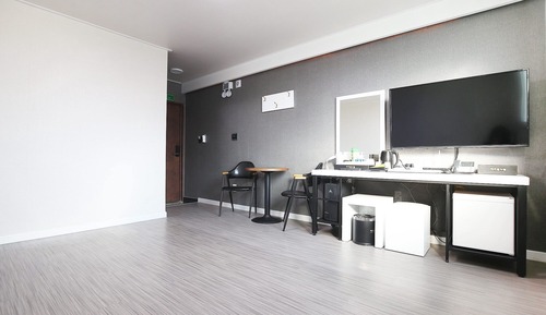 Room (Standard Room(floor heating system))