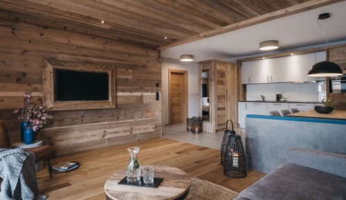 Suite básica, balcón