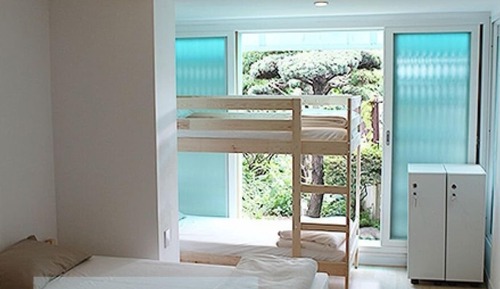 Room (Quad room)