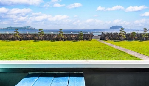 Room (Couple Ocean View (randomly assigned))