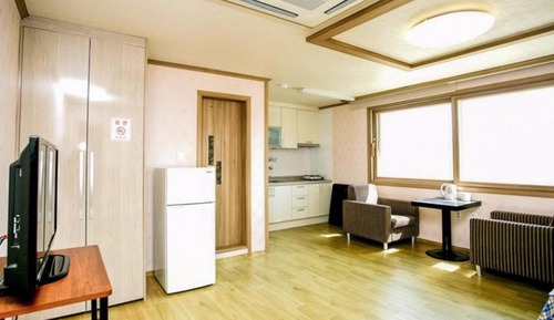Room (Sea)