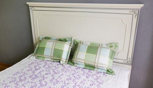 Room (One Room )