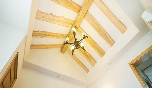 Room (Standard 3)