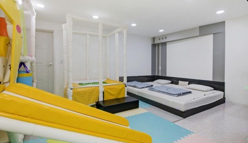 Room (Martini (SPA))