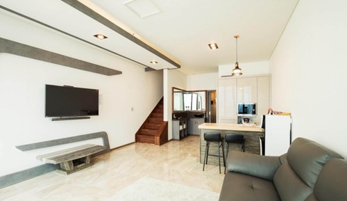 Room (LUXURY102)